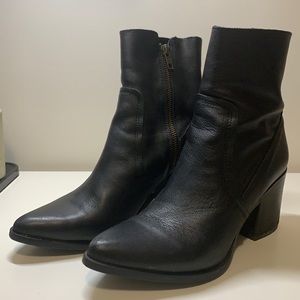 Steve Madden Leather Heeled Boots